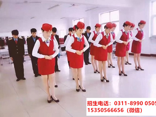 石家莊東華鐵路學(xué)校學(xué)生能報名高考嗎？