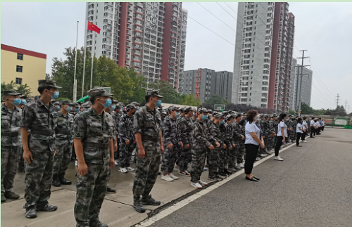 石家莊鐵路學校一校區21級新生軍訓