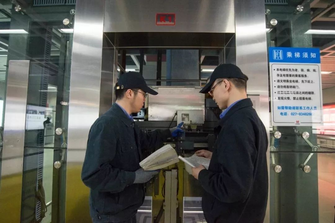 電梯維修證是哪個部門頒發的？考電梯維修證要多少錢？